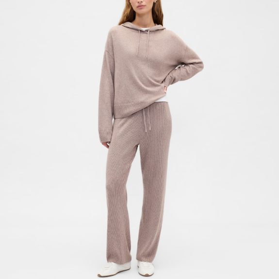 The 2025 Dappered Holiday Gift Guide for Her